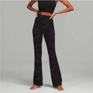 lululemon Align™ High-Rise Mini-Flare Pant
Regular